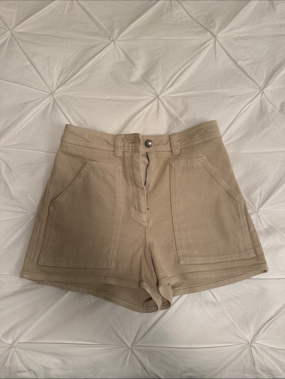 Wilfred Free High Rise Shorts